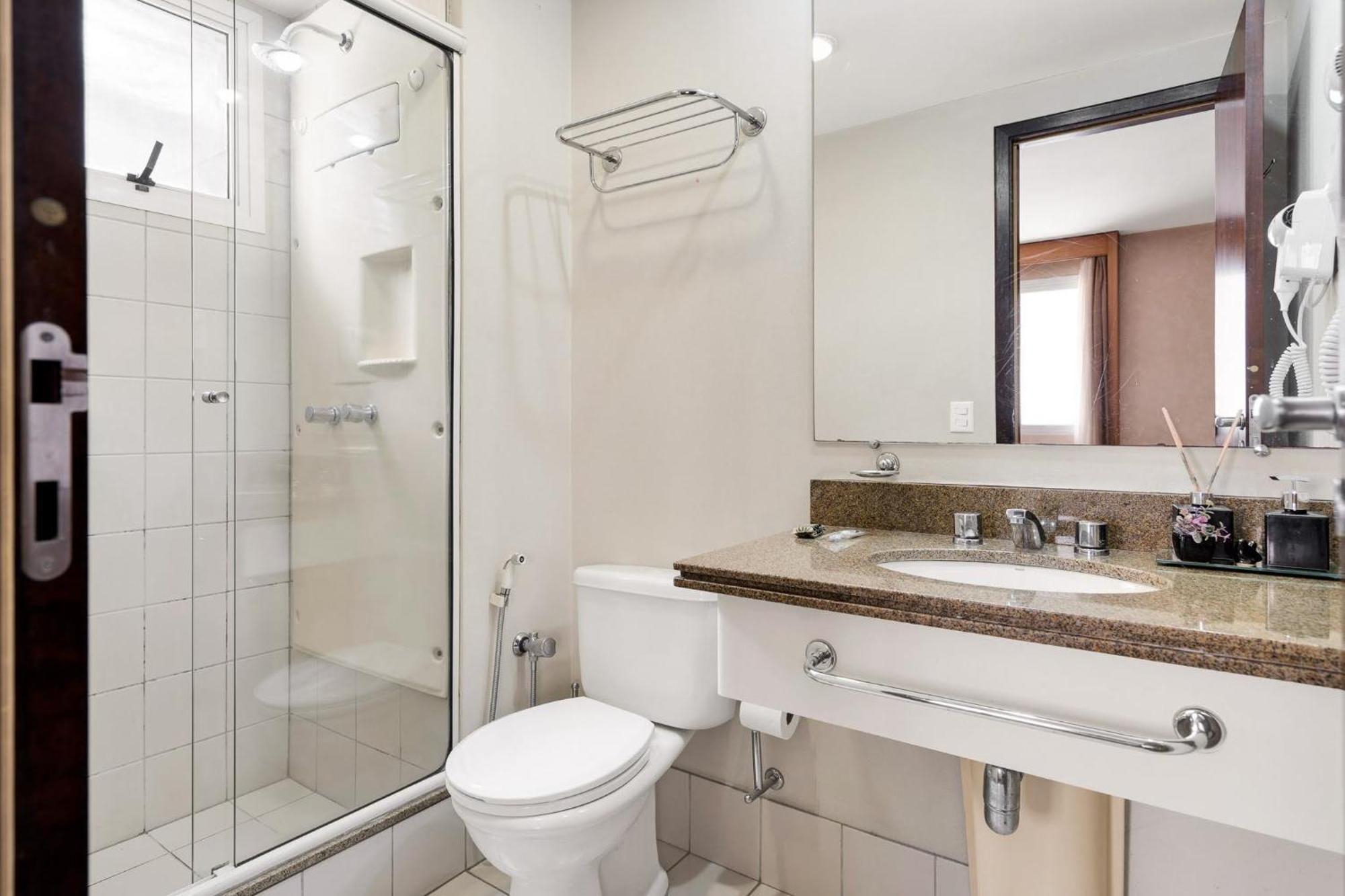 Suites Inside Hotel Windham Paulista サンパウロ エクステリア 写真